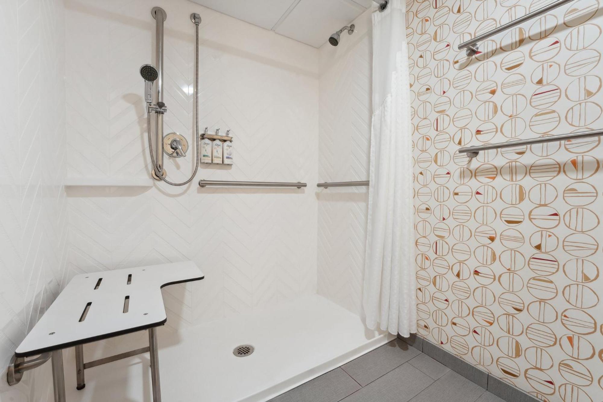 Holiday Inn Portsmouth By Ihg Εξωτερικό φωτογραφία
