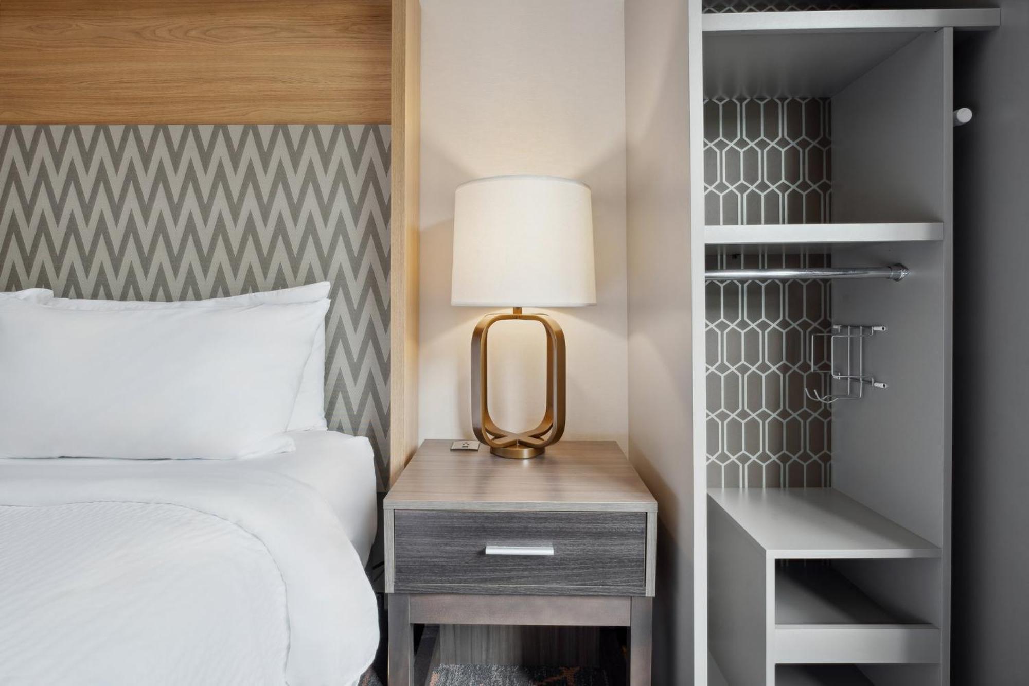 Holiday Inn Portsmouth By Ihg Εξωτερικό φωτογραφία
