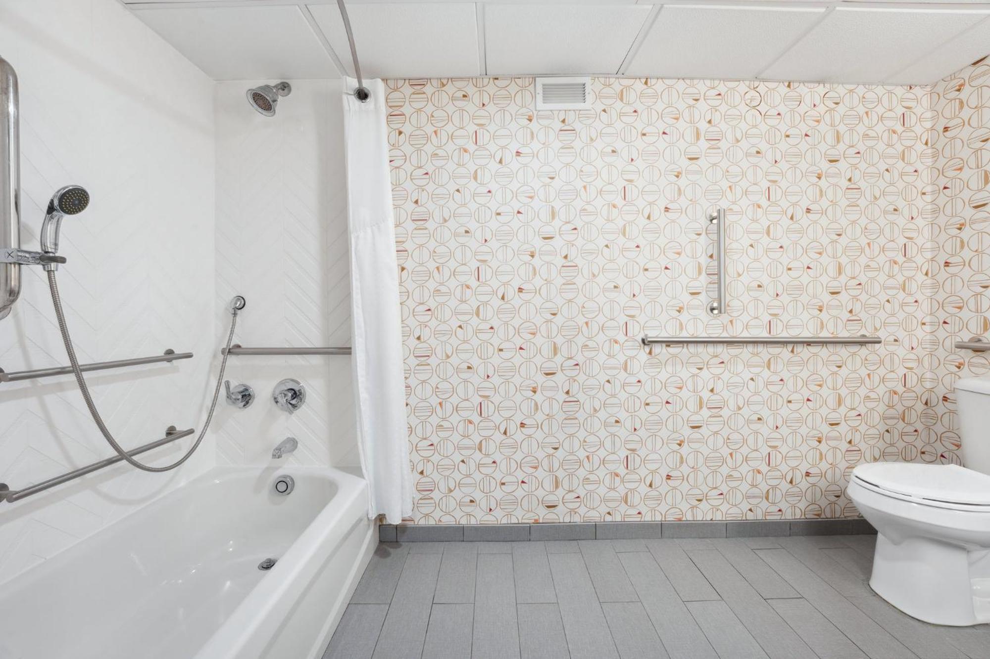 Holiday Inn Portsmouth By Ihg Εξωτερικό φωτογραφία